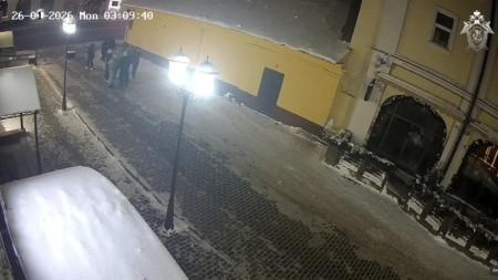 В центре Владимира группа подростков избила мужчину