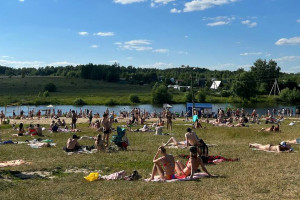 Владимирцы сняли на видео переполненный людьми городской пляж
