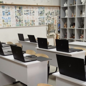 В школе искусств в Муроме от детей спрятали новые компьютеры и графические планшеты