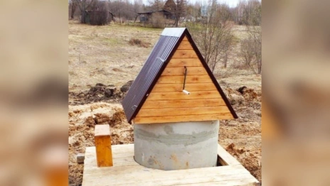 Жители деревни под Камешково были вынуждены пить воду с превышением железа