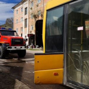 В Муроме на остановке загорелся автобус