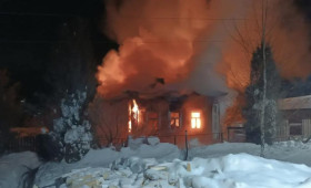 В Судогодском районе соседи спасли 86-летнюю бабушку из горящего дома