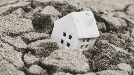 Во Владимирской области чиновники на 4 года забыли людей в аварийном доме