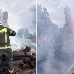 Во Владимирской области мощный пожар охватил 2 дома и 2 сарая