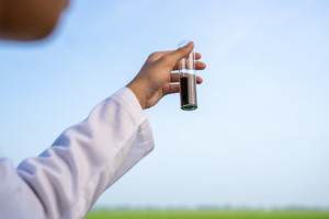 Фермерам Владимирской области напомнили о правилах утилизации тары из-под пестицидов