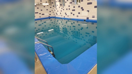 Во владимирской гимназии спустя 25 лет отремонтировали бассейн