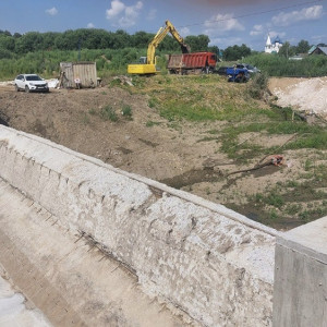 В Суздале впервые за 50 лет начали ремонтировать нижнюю плотину на Каменке