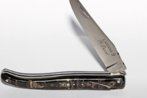 В Собинке под суд пойдет угрожавший полицейскому складным ножом мужчина 