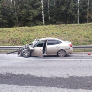 Во Владимирской области легковушка загорелась после ДТП на трассе М-7 Волга 