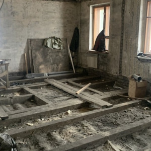 В Муроме плотник провалился в квартиру из-за неперекрытого чердака