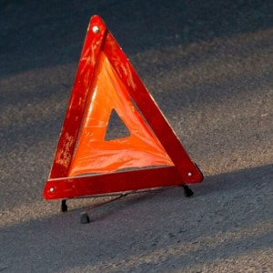 На М-7 под Владимиром перевернулся микроавтобус: один человек погиб и двое пострадали