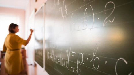 Дефицит учителей во Владимире достиг 180 человек