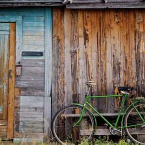 Во Владимирской области чиновники оставили жительницу в доме с «ползущим» фундаментом
