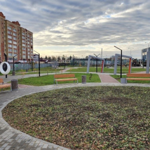 В Александрове сквер имени Жулева благоустроили с опозданием