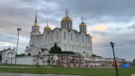 Как идет восстановление ограды Успенского собора во Владимире?