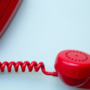 Телефонные мошенники обманули трех пенсионеров на полмиллиона рублей