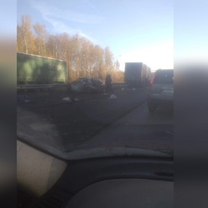 Во Владимирской области на трассе М-7 Волга столкнулись легковушка и фура