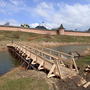 В Суздале восстановили рухнувшие во время половодья мосты