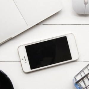 Стажер салона сотовой связи в Коврове украл полмиллиона рублей