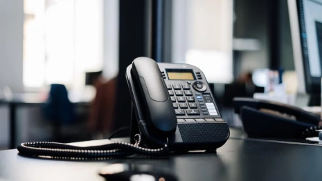 Во Владимире для оставшихся без выплат медиков запустили горячую линию