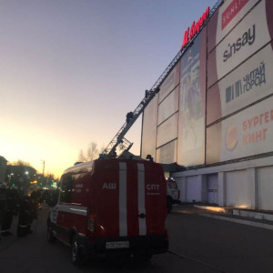 Во Владимире второй раз за неделю эвакуировали «Мегаторг»