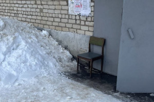 В Струнино 85-летняя женщина пострадала от падения глыбы льда с крыши