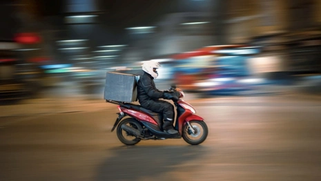 Во Владимире введут ограничения для курьеров на велосипедах и мопедах