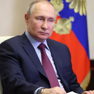 Путин предложил отпускать военных из зоны СВО в 14-дневный отпуск