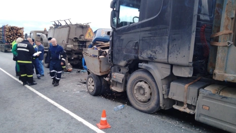 Появились кадры страшного ДТП с дорожниками под Кольчугино