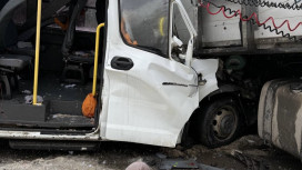 На М-7 во Владимирской области пассажирская «Газель» столкнулась с фурой