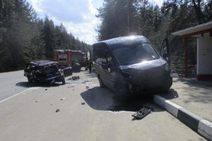 В Киржаче водитель минивэна устроил ДТП с двумя погибшими при обгоне