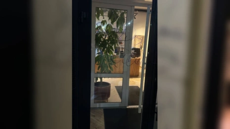 Владелец кафе «Вместе» во Владимире задержал устроившего погром неадеквата