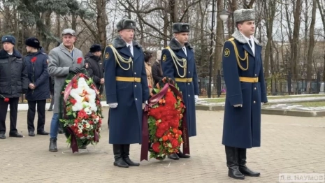 Во Владимире почтили память 25 погибших при исполнении полицейских