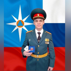 Во Владимирской области спасателя наградили за разбор завалов и разминирование в зоне СВО