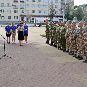 Группа из 20 добровольцев уехала в зону СВО из Владимира