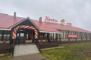 Дизайнер Артемий Лебедев создал логотип для придорожного кафе во Владимирской области 