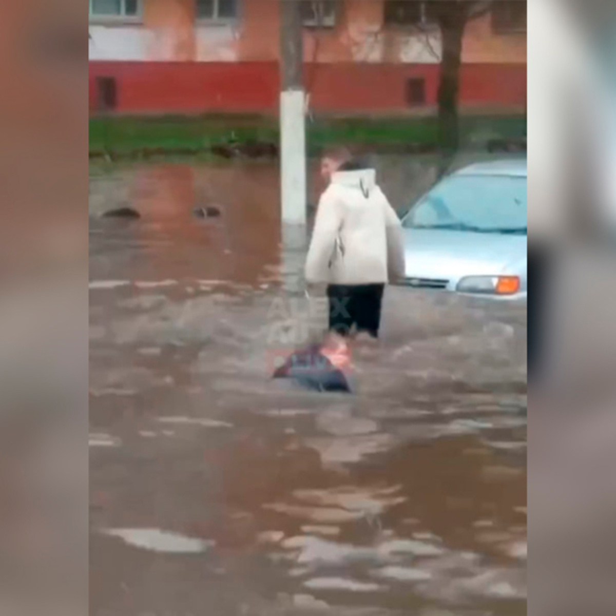 Экстремальный дождь» из Москвы добрался до Александрова - День во Владимире