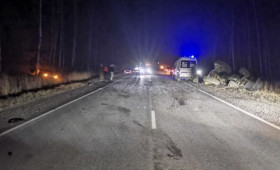 В Гусь-Хрустальном районе иномарка влетела в трактор: пострадала пассажирка