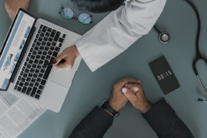 Для поставщиков старых ИВЛ в больницы Владимира запросили 15 лет на двоих