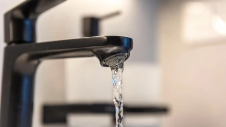 Жильцы одной из квартир в Кольчугино отсудили у затопивших их соседей 300 тыс. рублей