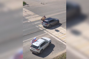 В Коврове прошел автопробег в поддержку бойцов СВО и ЧВК «Вагнер»