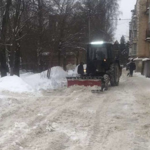Владимирских водителей попросили убрать машины с 12 улиц на ночь
