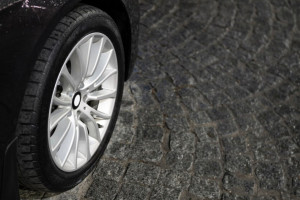 В поселке под Камешково 15-летний подросток за 3 месяца угнал машину и питбайк