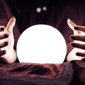 Во Владимире «снявшая порчу» за 175 тыс. рублей гадалка получила 9 месяцев колонии