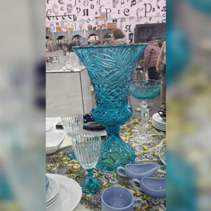 Продававшаяся за 1,5 млн рублей ваза из Гусь-Хрустального обвалилась в цене