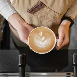 Во Владимире двоих подростков оставили без зарплаты за работу бариста