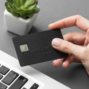 Жителей Владимирской области предупредили о мошенниках в преддверии ноябрьских распродаж