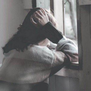 Во Владимирской области отчим 14 лет подряд развращал падчерицу и снимал это на видео