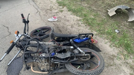 В Судогодском районе 15-летний мальчик на мопеде влетел в иномарку