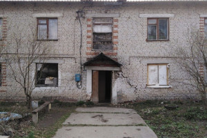 В Кольчугинском районе людей оставили жить в разрушающихся домах
